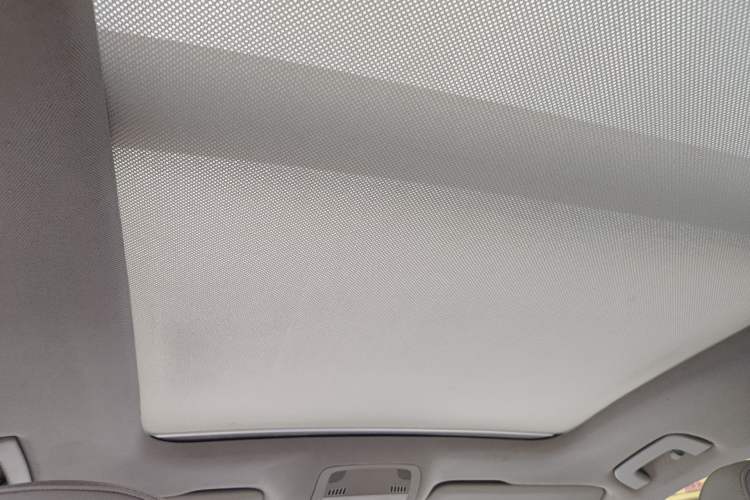 Used Audi Q5 2011 2.0TFSI Technology Model Headliner