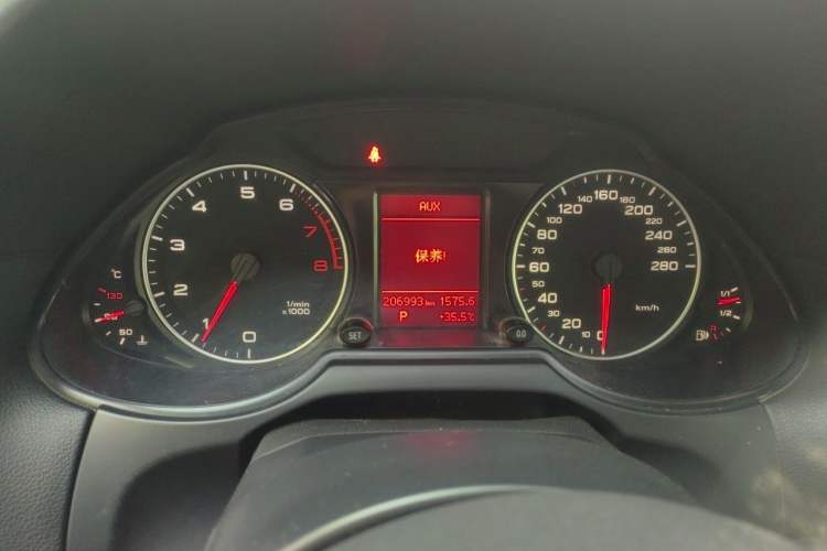 Used Audi Q5 2011 2.0TFSI Technology Model Instrument Cluster