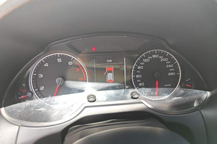 Used Audi Q5 2011 2.0TFSI Comfort Version Instrument Cluster