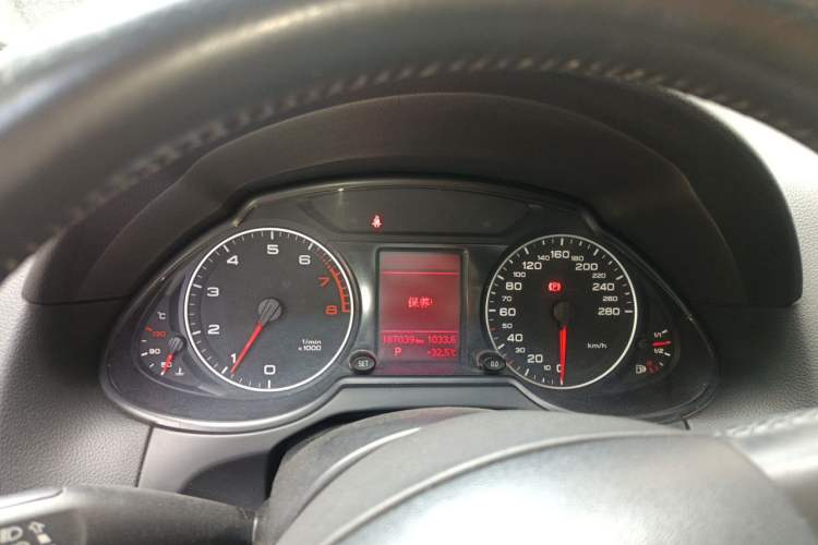 Used Audi Q5 2011 2.0TFSI Technology Model Instrument Cluster