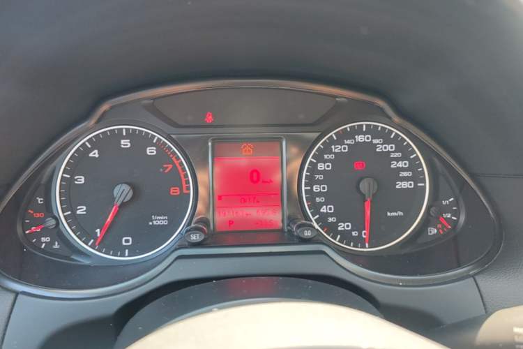 Used Audi Q5 2011 2.0TFSI Technology Model Instrument Cluster