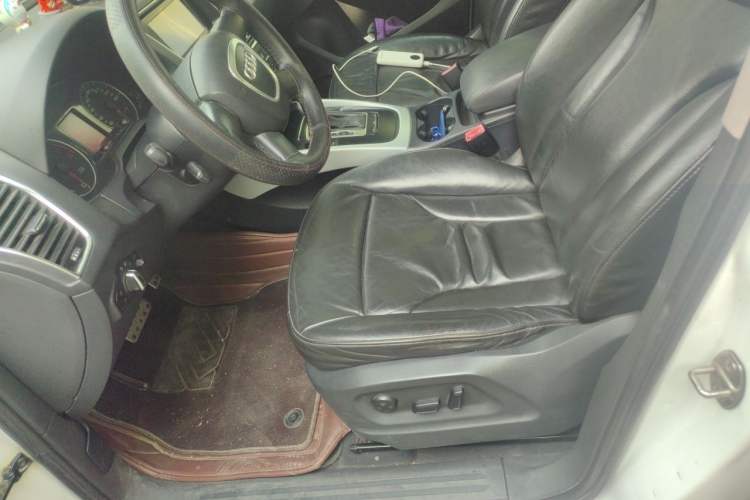 Used Audi Q5 2011 2.0TFSI Technology Model Left Front Seat
