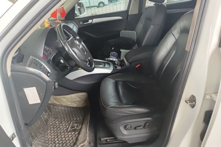 Used Audi Q5 2011 2.0TFSI Technology Model Left Front Seat