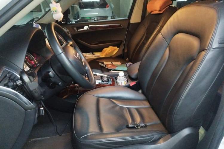 Used Audi Q5 2011 2.0TFSI Comfort Version Left Front Seat