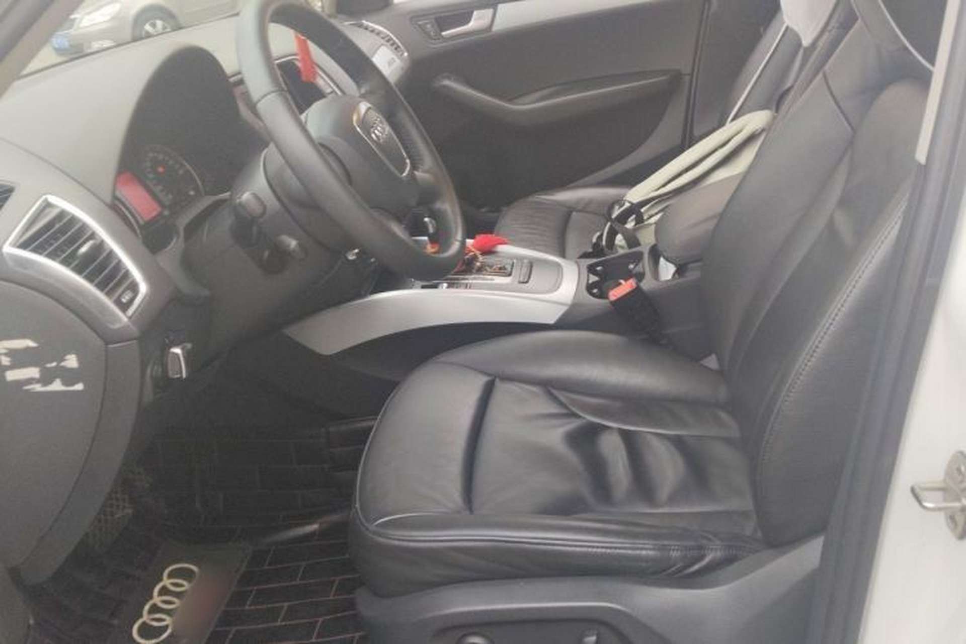 Used Audi Q5 2011 2.0TFSI Technology Model Left Front Seat