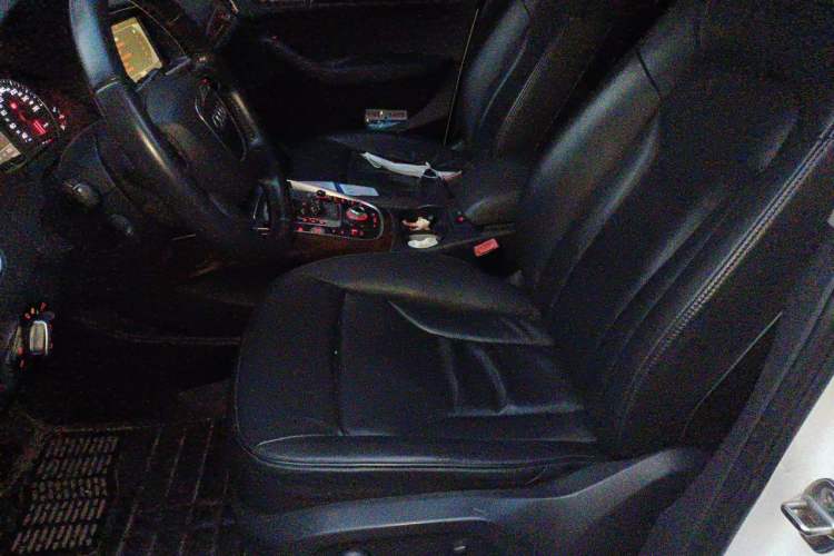 Used Audi Q5 2011 2.0TFSI Comfort Version Left Front Seat