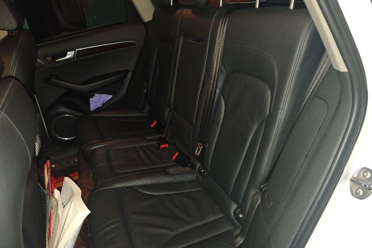 Used Audi Q5 2011 2.0TFSI Comfort Version Left Rear Seat