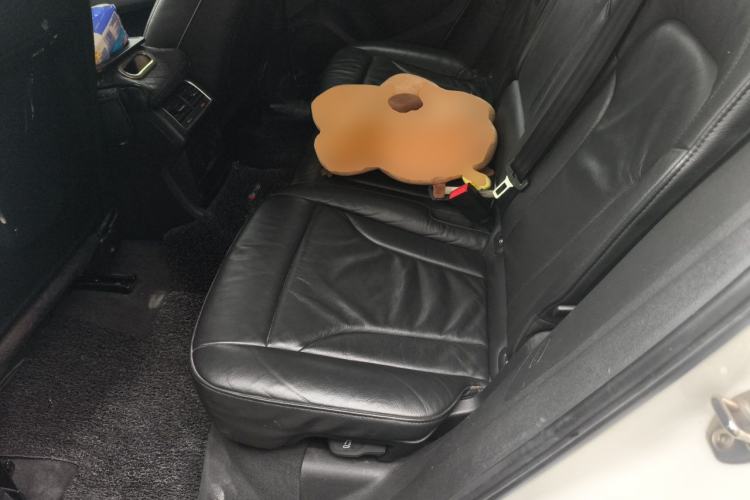 Used Audi Q5 2011 2.0TFSI Technology Model Left Rear Seat