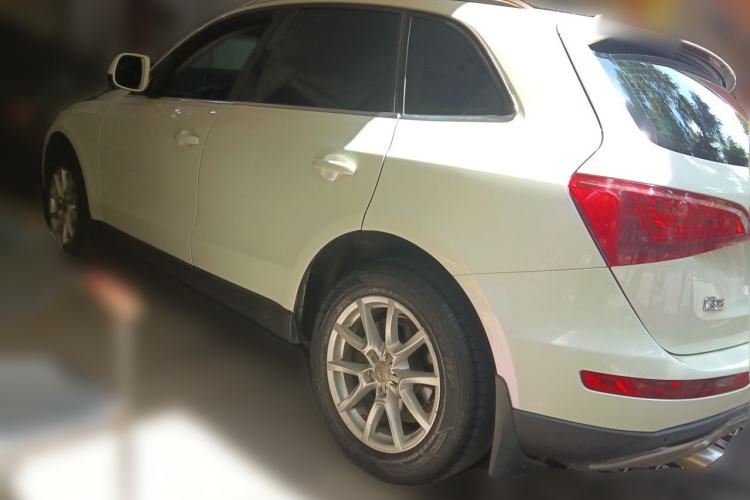Used Audi Q5 2011 2.0TFSI Comfort Version Rear Left 45 Deg