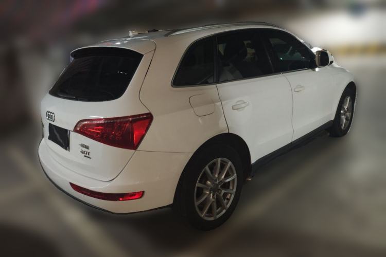 Used Audi Q5 2011 2.0TFSI Comfort Version Rear Right 45 Deg