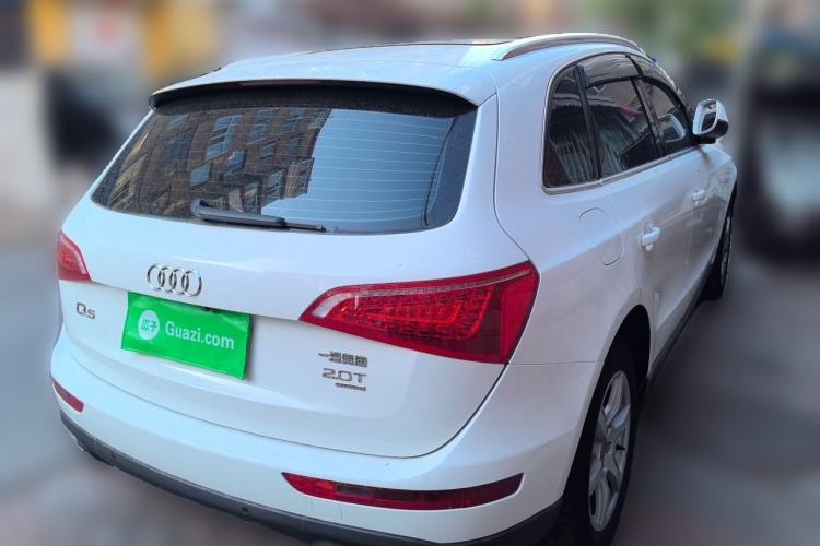 Used Audi Q5 2011 2.0TFSI Technology Model Rear Right 45 Deg