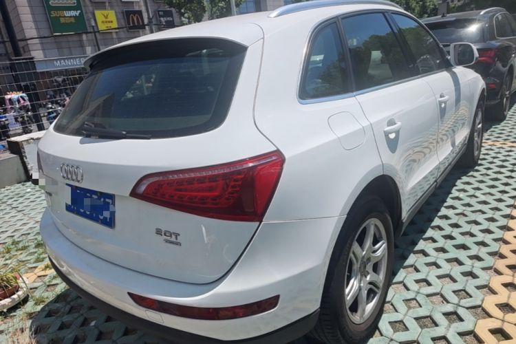 Used Audi Q5 2011 2.0TFSI Technology Model Rear Right 45 Deg