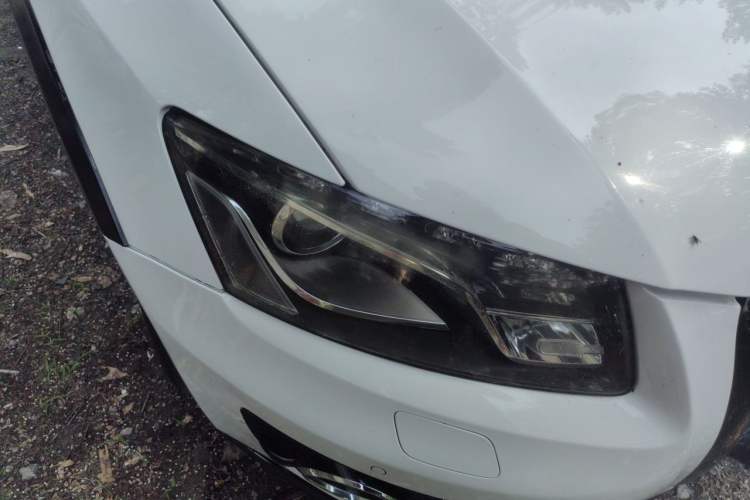 Used Audi Q5 2011 2.0TFSI Technology Model Right Front Headlight