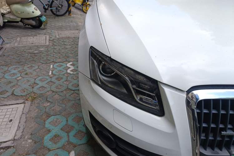 Used Audi Q5 2011 2.0TFSI Technology Model Right Front Headlight