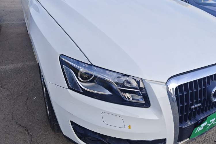 Used Audi Q5 2011 2.0TFSI Technology Model Right Front Headlight