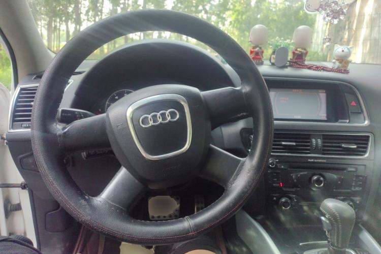 Used Audi Q5 2011 2.0TFSI Technology Model Steering Wheel