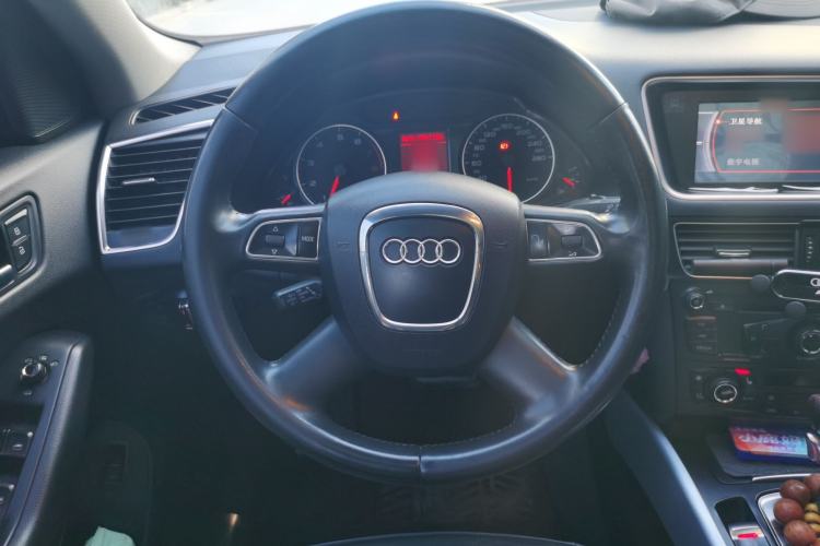 Used Audi Q5 2011 2.0TFSI Technology Model Steering Wheel