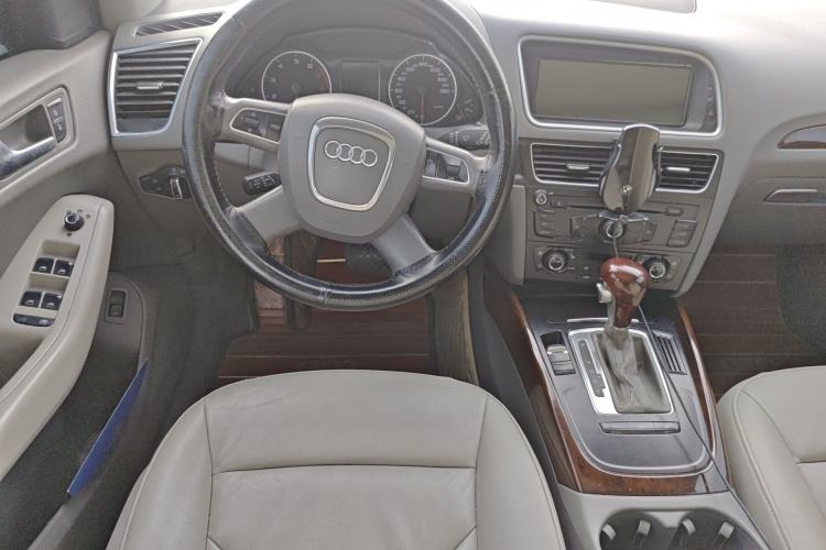 Used Audi Q5 2011 2.0TFSI Technology Model Steering Wheel