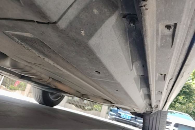 Used Audi Q5 2011 2.0TFSI Technology Model Chassis Front Left