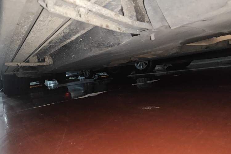 Used Audi Q5 2011 2.0TFSI Technology Model Chassis Front Right
