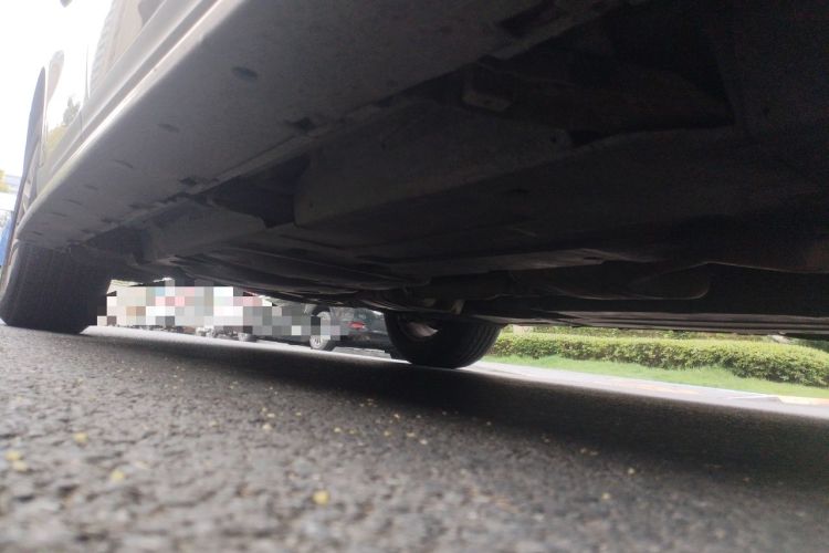 Used Audi Q5 2011 2.0TFSI Technology Model Chassis Front Right