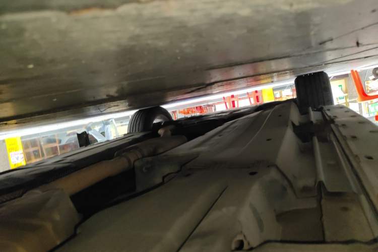 Used Audi Q5 2011 2.0TFSI Dynamic Edition Chassis Rear Left