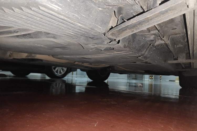 Used Audi Q5 2011 2.0TFSI Technology Model Chassis Rear Right