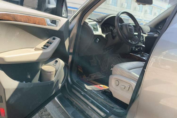 Used Audi Q5 2011 2.0TFSI Comfort Version Driver Seat
