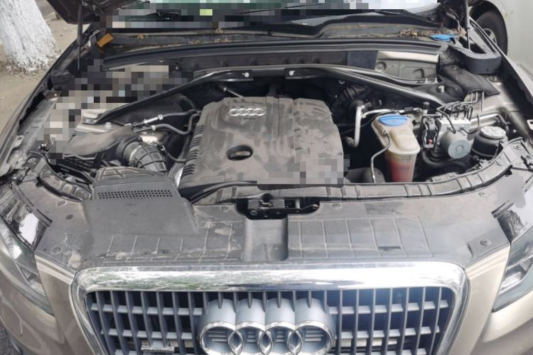 Used Audi Q5 2011 2.0TFSI Technology Model Engine Bay