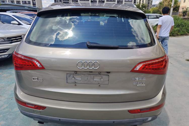 Used Audi Q5 2011 2.0TFSI Technology Model Exterior 4