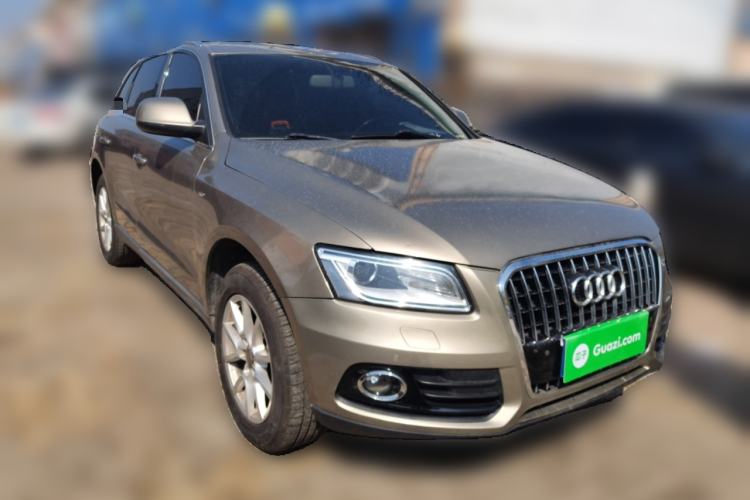 Used Audi Q5 2011 2.0TFSI Comfort Version Front Right 45 Deg