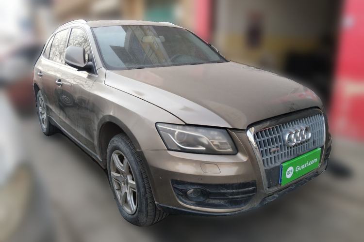 Used Audi Q5 2011 2.0TFSI Technology Model Front Right 45 Deg