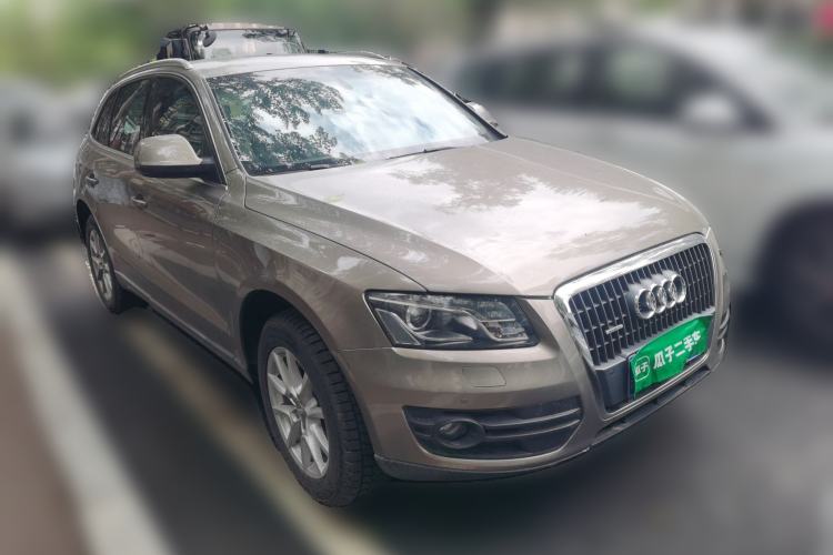 Used Audi Q5 2011 2.0TFSI Technology Model Front Right 45 Deg