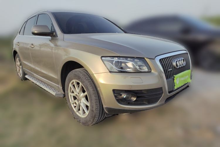Used Audi Q5 2011 2.0TFSI Comfort Version Front Right 45 Deg