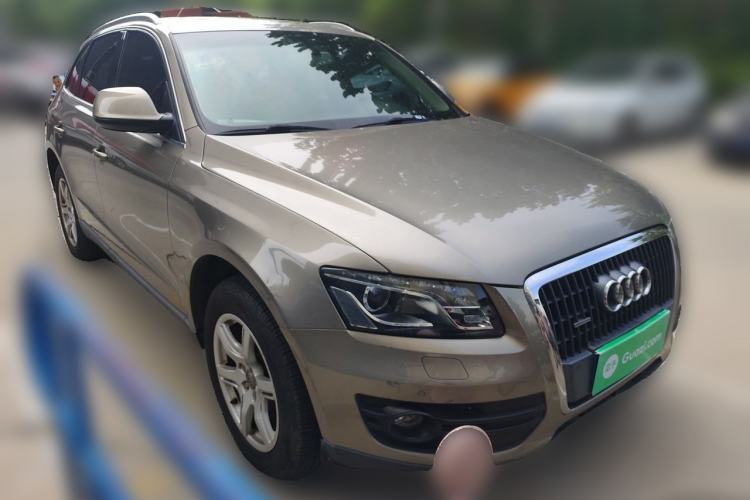 Used Audi Q5 2011 2.0TFSI Technology Model Front Right 45 Deg