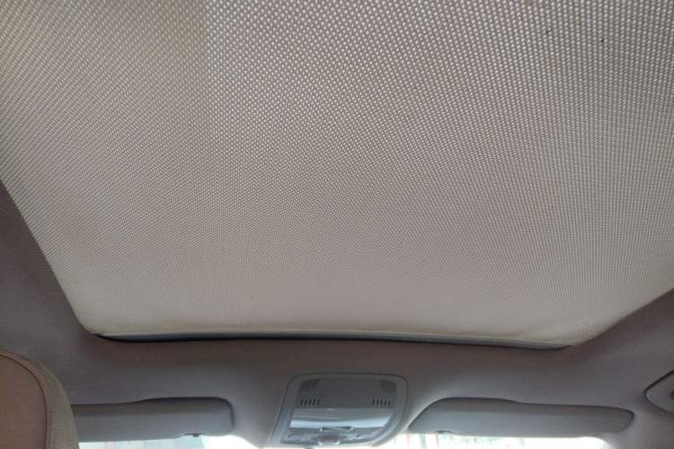 Used Audi Q5 2011 2.0TFSI Technology Model Headliner