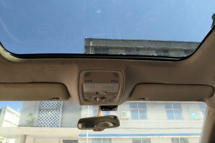 Used Audi Q5 2011 2.0TFSI Comfort Version Headliner