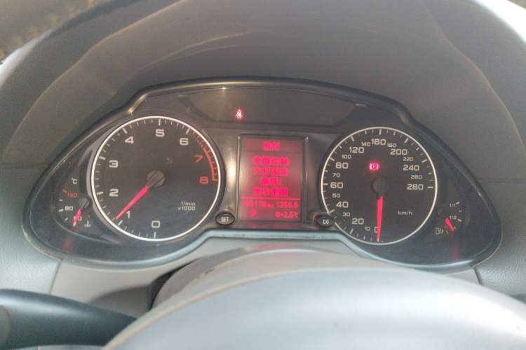 Used Audi Q5 2011 2.0TFSI Technology Model Instrument Cluster