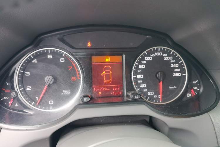 Used Audi Q5 2011 2.0TFSI Technology Model Instrument Cluster