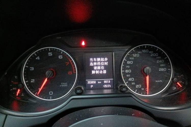 Used Audi Q5 2011 2.0TFSI Comfort Version Instrument Cluster