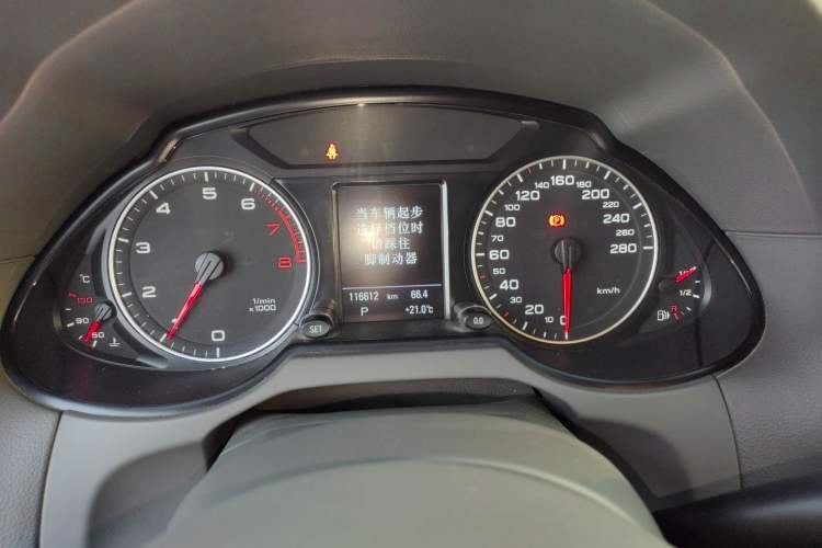 Used Audi Q5 2011 2.0TFSI Comfort Version Instrument Cluster