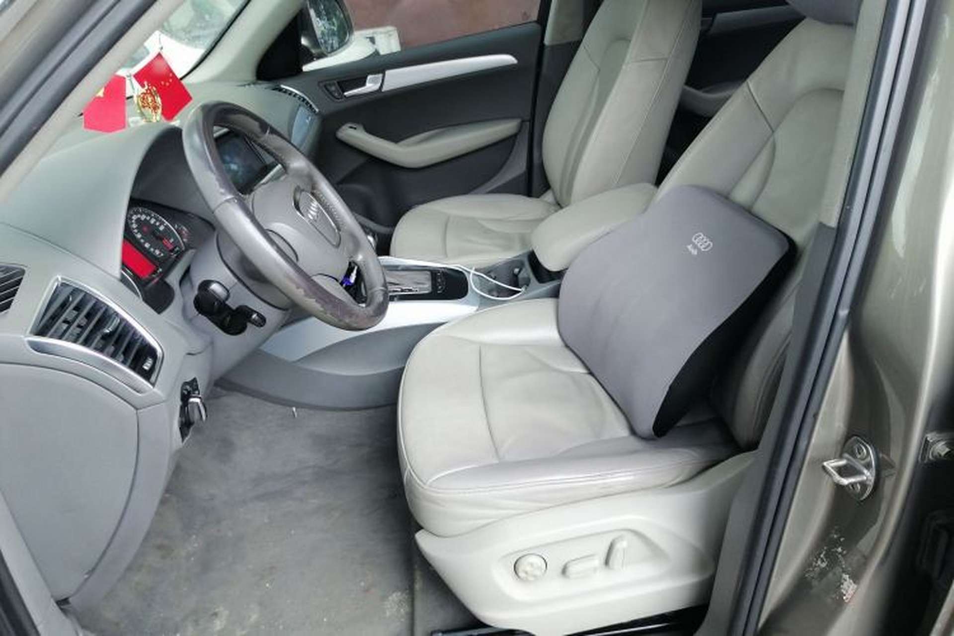 Used Audi Q5 2011 2.0TFSI Technology Model Left Front Seat