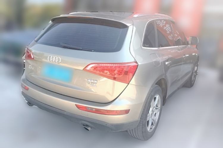Used Audi Q5 2011 2.0TFSI Technology Model Rear Right 45 Deg