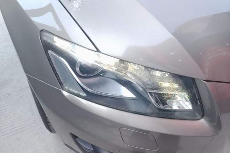 Used Audi Q5 2011 2.0TFSI Technology Model Right Front Headlight