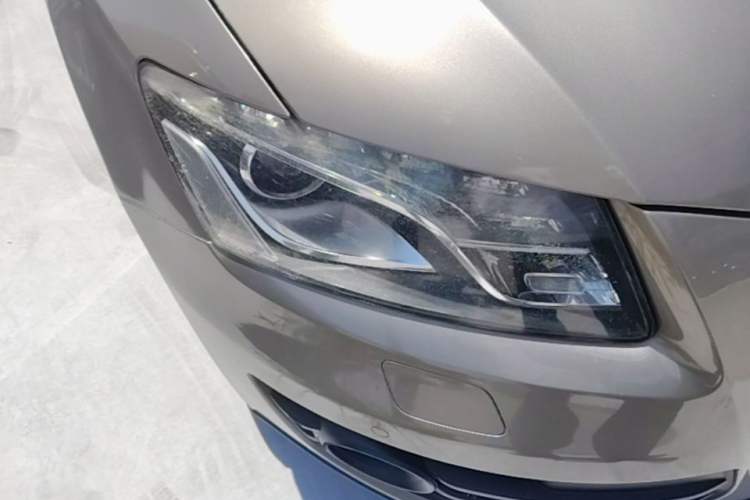 Used Audi Q5 2011 2.0TFSI Technology Model Right Front Headlight