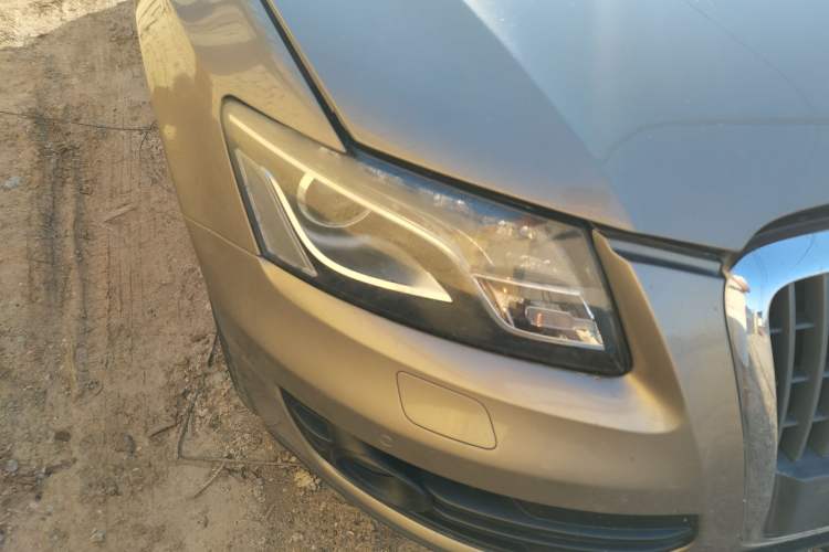 Used Audi Q5 2011 2.0TFSI Comfort Version Right Front Headlight