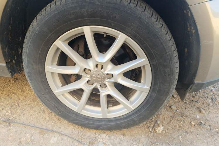 Used Audi Q5 2011 2.0TFSI Comfort Version Right Front Wheel Hub
