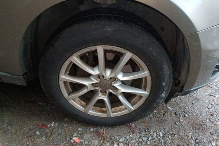Used Audi Q5 2011 2.0TFSI Comfort Version Right Front Wheel Hub