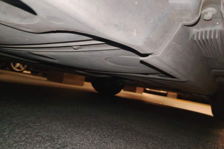 Used Audi Q5 2012 2.0TFSI Technology Model Chassis Front Left