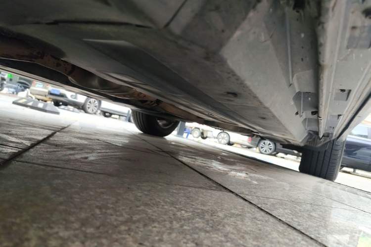 Used Audi Q5 2012 2.0TFSI Technology Model Chassis Front Left